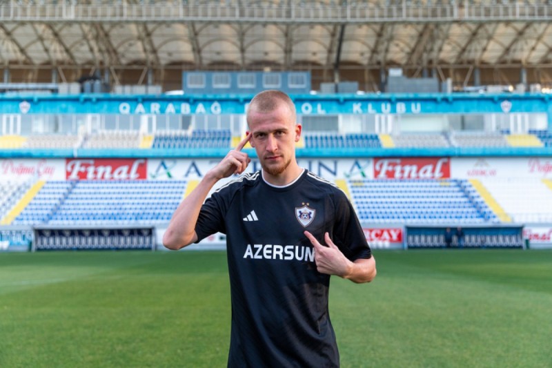 Qarabağ Aleksey İsayevlə yollarını ayırıb