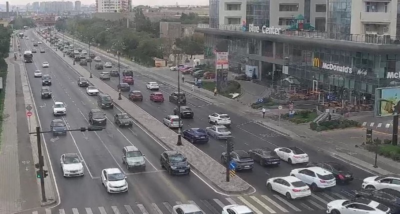 Bakının tıxaclı yolları - SİYAHI