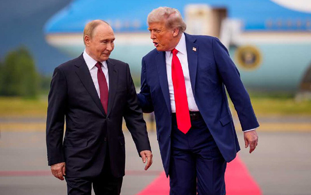 “Trampla görüşdən sonra Putin hücumları artırıb”