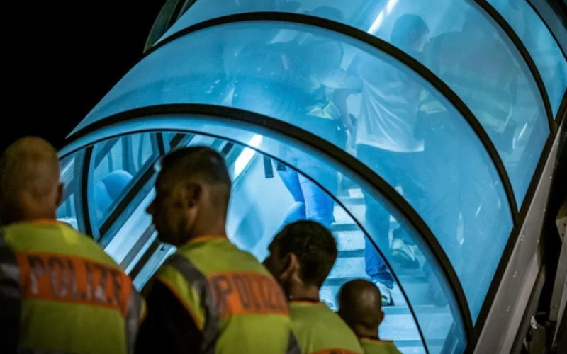 Almaniya kütləvi deportasiyaya HAZIRLAŞIR
