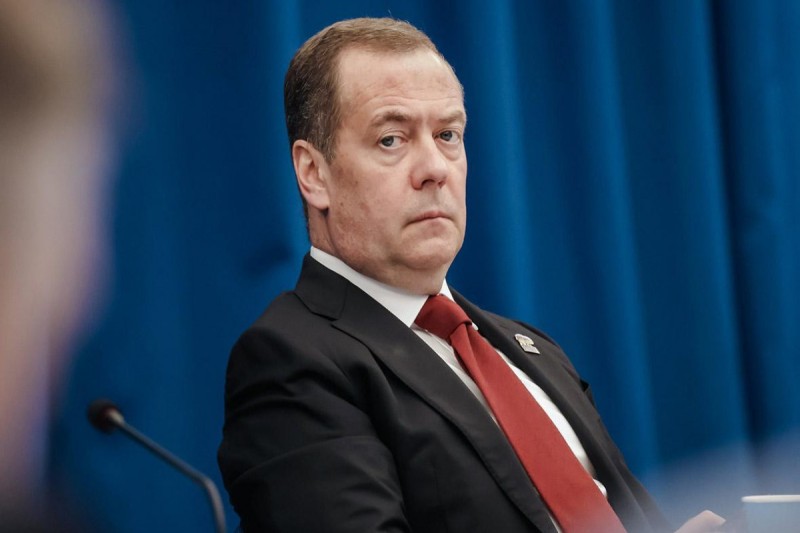 Medvedev: Bu Rusiya ilə NATO arasında müharibə demək olacaq