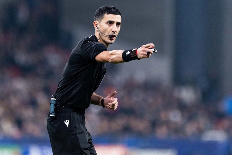 Qarabağ və Neftçinin oyunlarını FIFA referiləri idarə edəcək