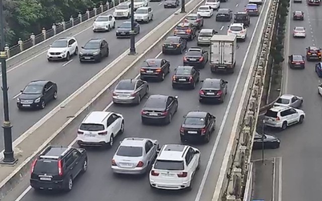 Bu yollarda sıxlıq var - SİYAHI