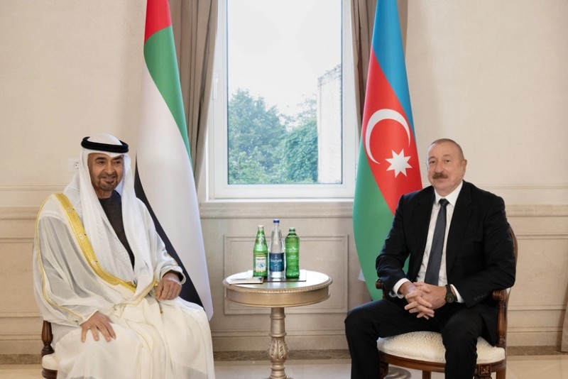 Azərbaycan və BƏƏ prezidentlərinin təkbətək görüşü olub - FOTO