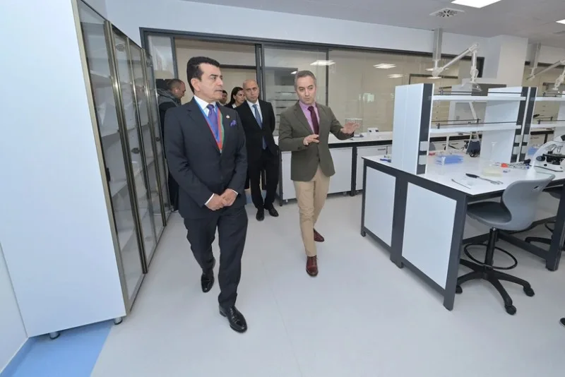 ICESCO-nun Baş direktoru Şuşa 1 nömrəli məktəb və Qarabağ Universitetində olub - FOTO