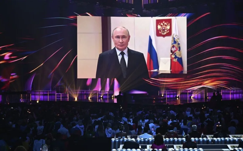 "Dünya ədalətlidir" - Putin
