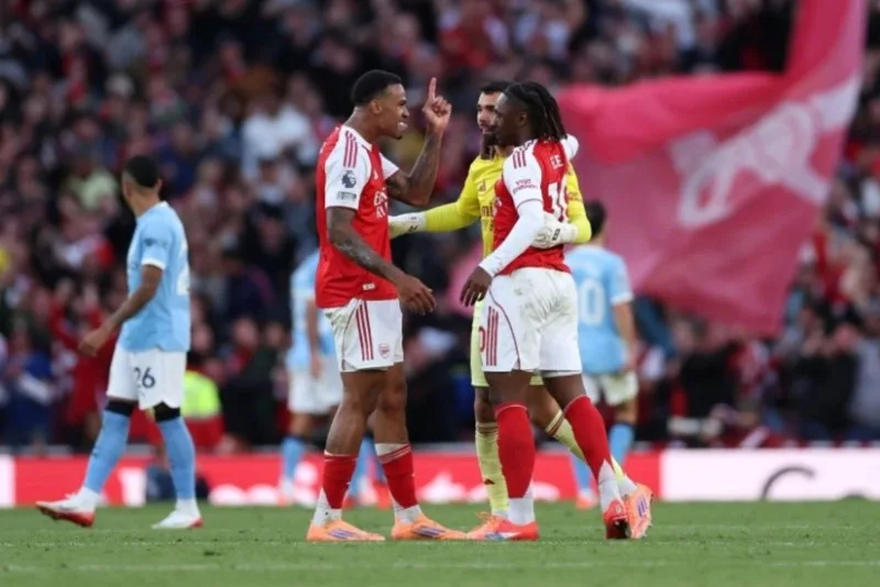 "Arsenal" əlavə vaxtda "Mançester Siti"yə məğlubiyyətdən xilas olub