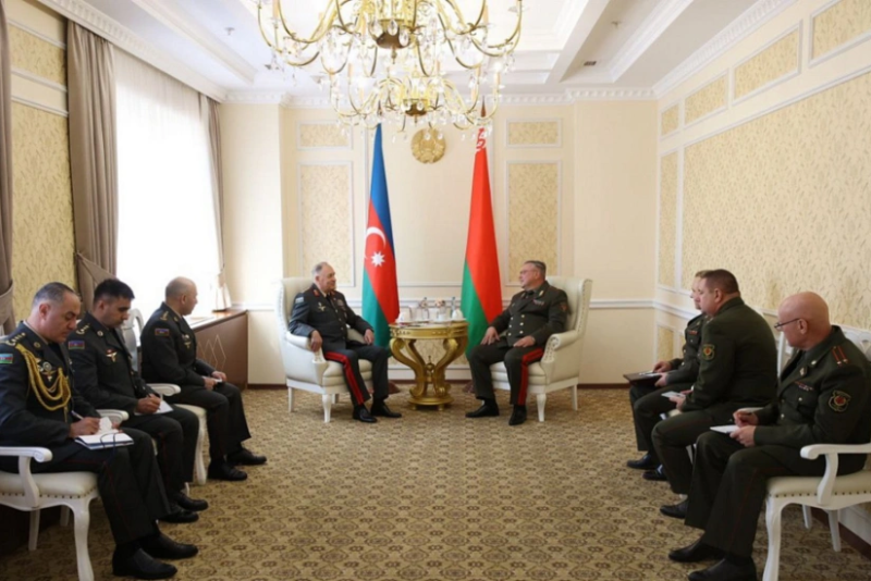 Azərbaycan və Belarus arasında hərbi əməkdaşlığın gücləndirilməsi müzakirə edilib
