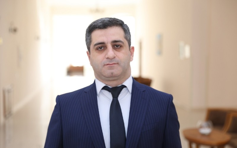 Narkoloji mərkəzin həbs olunan sabiq direktoru özünu təqsirli bilib - MƏHKƏMƏ