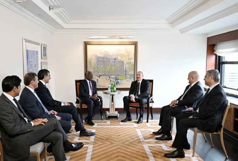 İlham Əliyev "Global Infrastructure Partners" şirkətinin təsisçisi ilə görüşüb - FOTO