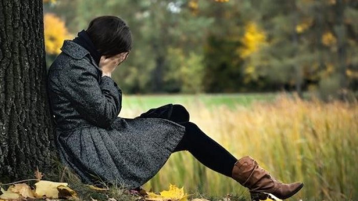 Payız depressiyası: Psixoloq əsas səbəbləri AÇIQLAYIR, çıxış yollarını GÖSTƏRİR