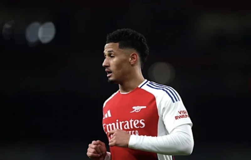Arsenal futbolçusu ilə müqavilə müddətini uzadacaq