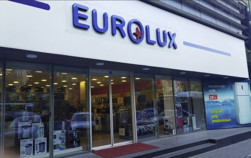 “Eurolux”un rəhbəri evini satdı - 289 min manatı işçisi ələ keçirdi