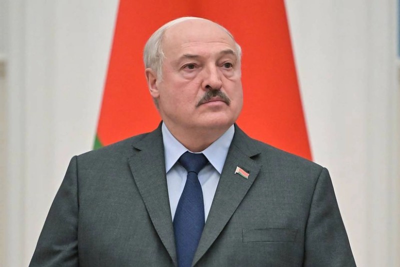 Lukaşenko Zelenski ilə danışıqlar aparmaq istəyir