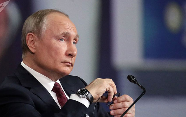 Putin Qrossini Kremldə qəbul etdi