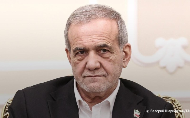 Qadınlarla bağlı vəziyyəti görmək üçün aparıcını İrana dəvət etdi