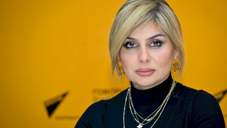 İnstaqramı döndəriblər ginekoloji stola - Rövşanə Ağasəfqızı
