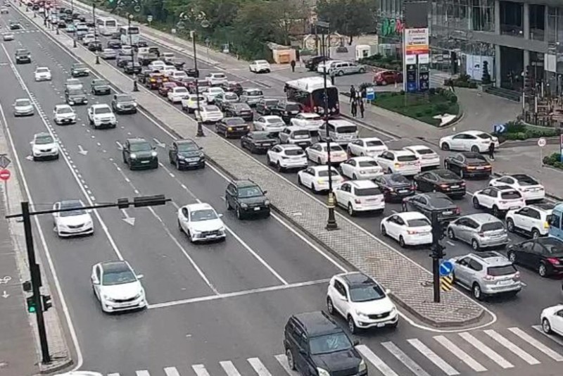 Bakıda bu yollarda sıxlıq yaranıb - SİYAHI
