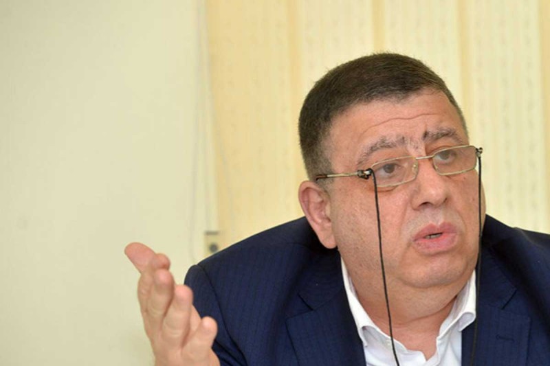 Orxan Fikrətoğlu: Mədəniyyət Nazirliyi kitab sənayesinə xüsusi diqqət ayırır