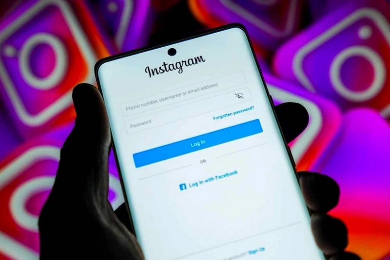 Instagram bir ayda Azərbaycandakı bazar payının yarıdan çoxunu itirib