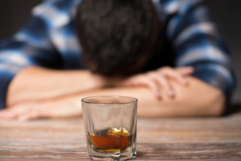 Rusiyada alkoqoldan zəhərlənərək ölənlərin sayı 38-ə çatıb