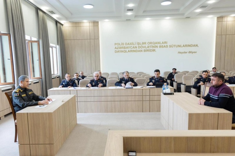 Vilayət Eyvazov Sumqayıtda vətəndaşları qəbul edib