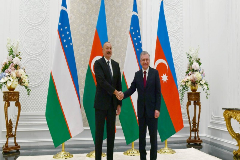 Şavkat Mirziyoyev Azərbaycan liderinə məktub göndərib