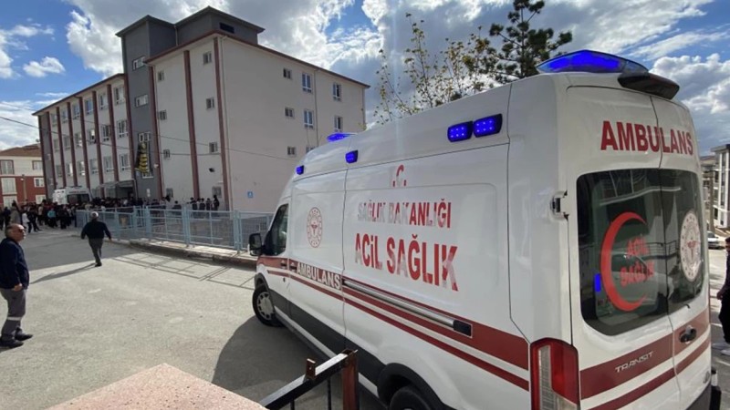 Türkiyədə 30 şagird ZƏHƏRLƏNDİ