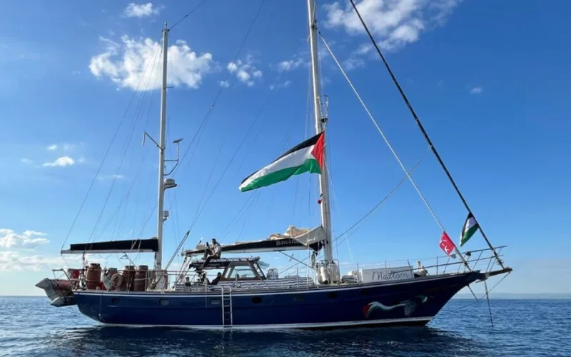 İsrail 42 gəmidən ibarət donanmanı saxladı