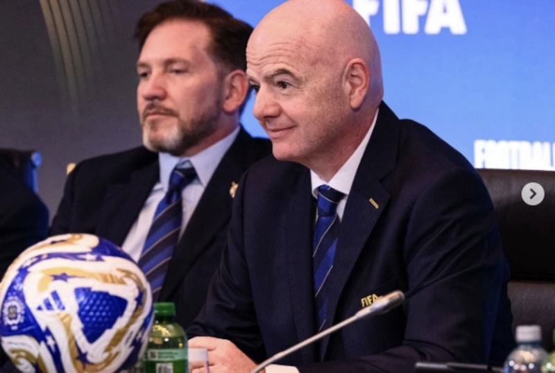 FIFA prezidenti Azərbaycanı TƏBRİK EDİB
