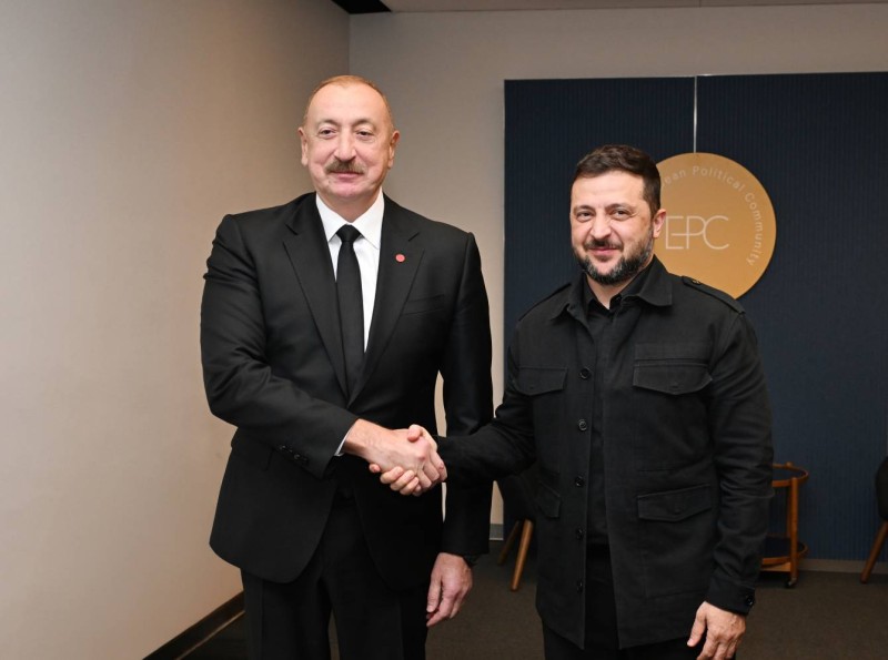 Rusiya ilə münasibətlərimizdən asılı olmadan Ukraynaya dost əlimizi uzatmışıq