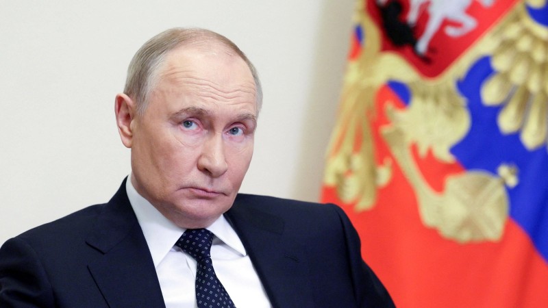 Putin bu ölkəyə gedir