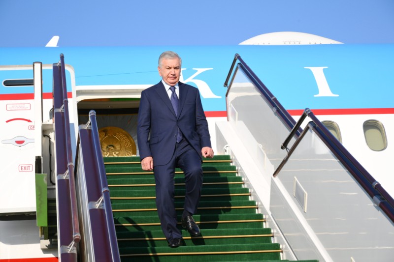 Mirziyoyev Azərbaycandadır - FOTOLAR