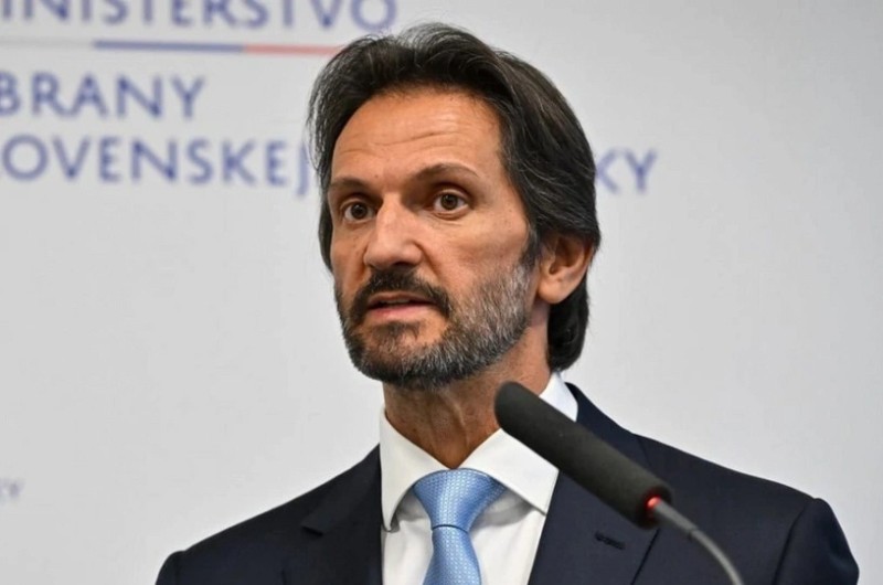 Slovakiya Ukraynaya yeni hərbi yardım paketi hazırlayır