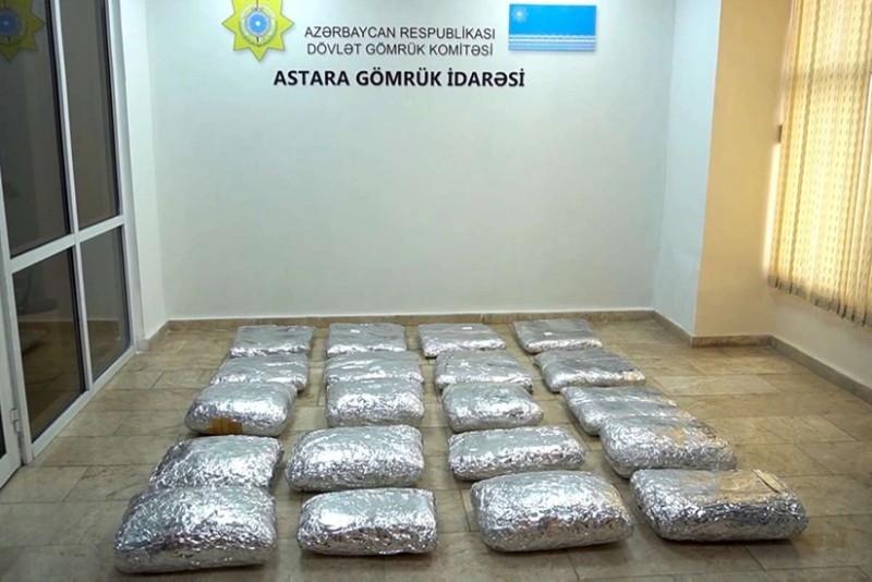 Çay yükünün içərisində 105 kiloqramdan artıq narkotik aşkarlandı