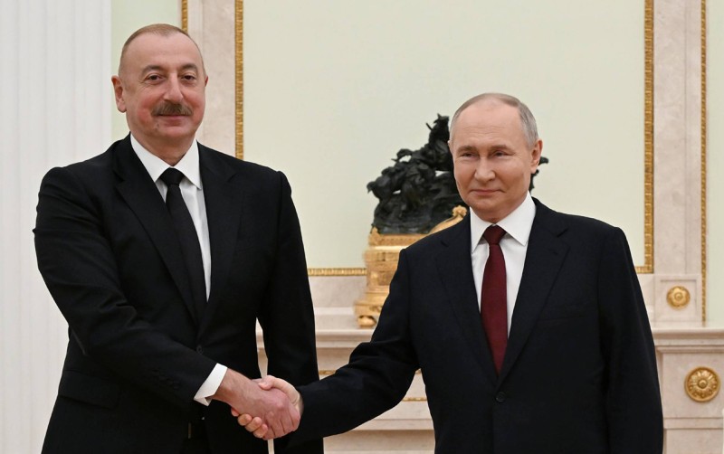 Əliyev Putinlə Tacikistanda görüşəcək? - Uşakov
