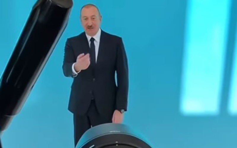 Prezidentdən fotoqrafa xüsusi diqqət - “Şərait yaradın” - VİDEO