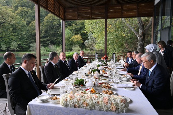 Qəbələdə liderlərin şərəfinə rəsmi nahar verildi - FOTOLAR