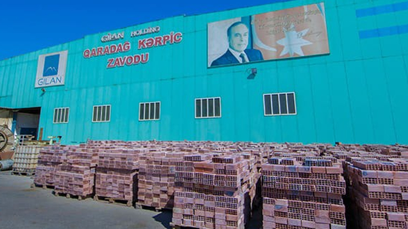 Ustanın yıxılaraq öldüyü zavoddan GÖRÜNTÜLƏR
