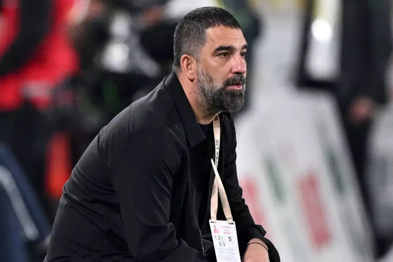 Arda Turan Qarabağın futbolçusunu gətirmək istəyir