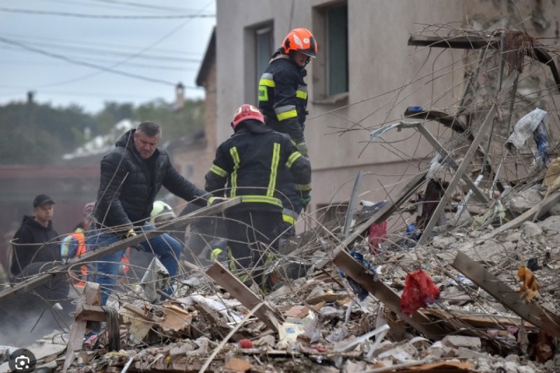 Rusiya ordusu Ukraynaya zərbələr endirib - 2 ölü, 3 yaralı