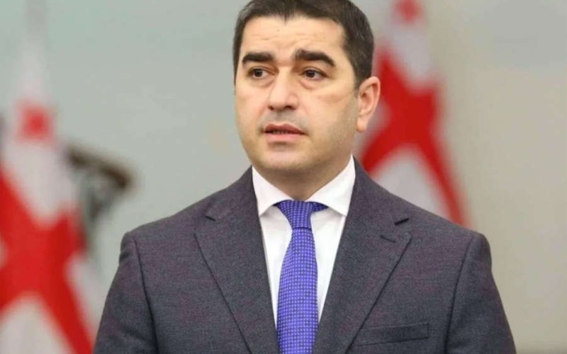 Prezident sarayına basqın cəhdini terror adlandırdı