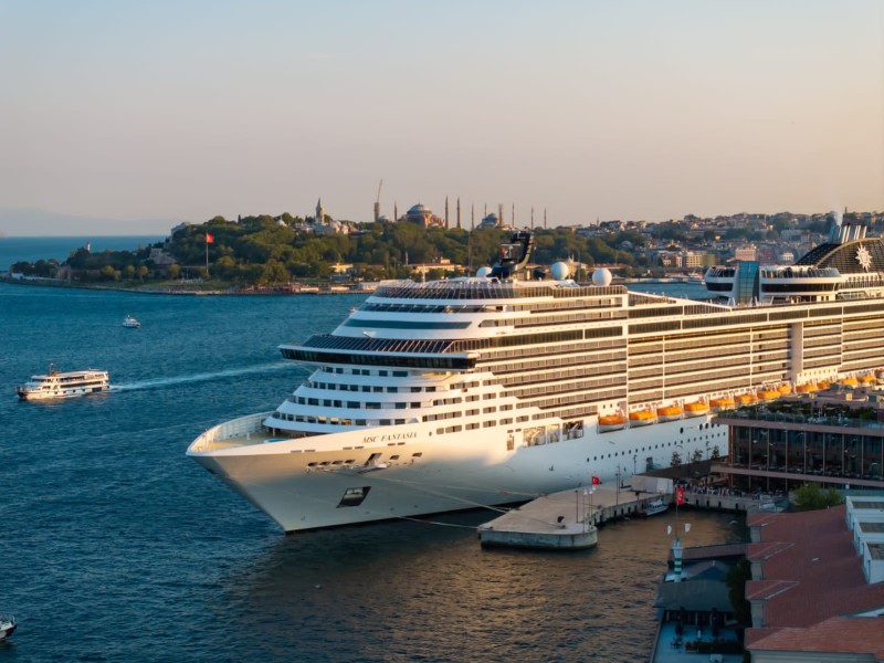 Türkiyənin kruiz turizmi son 12 ilin zirvəsinə çatdı, 18 limanda 1,5 milyon sərnişin qəbul edildi – FOTOLAR