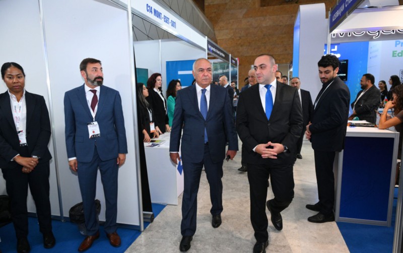 CIDC-2025 tədbirinin rəsmiləri kibertəhlükəsizlik sərgisi ilə tanış oldu - VİDEO + FOTOLAR