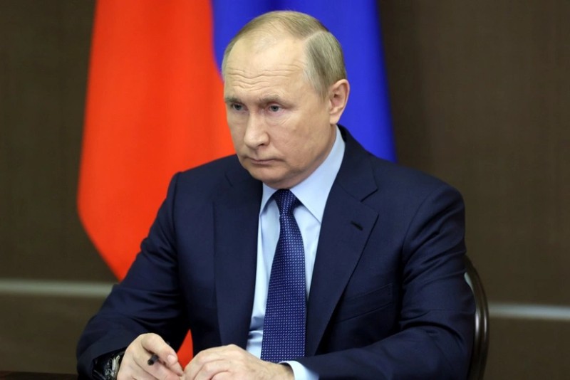 Putin: Rusiyada miqrantlar qanuna tabe olmalıdırlar
