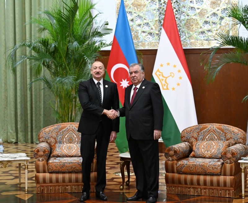 Azərbaycan və Tacikistan prezidentlərinin təkbətək görüşü oldu - FOTOLAR - YENİLƏNİB