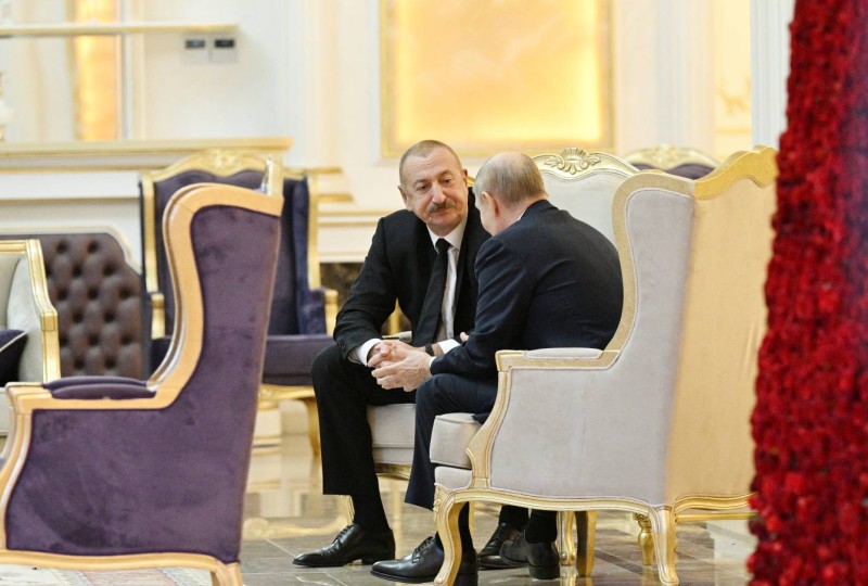 Əliyev-Putin görüşü: Bakı və Moskva münasibətləri normallaşma mərhələsinə qədəm qoydu