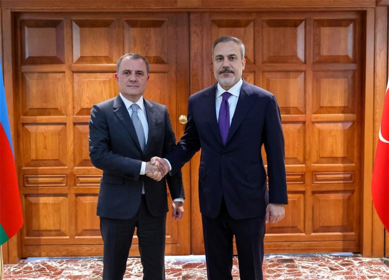 Bayramov Fidanla danışdı: Qəzza razılaşması...
