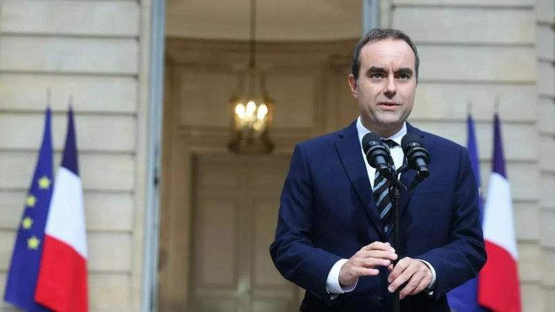 Fransanın baş naziri ikinci dəfə istefa verəcəyini istisna etməyib