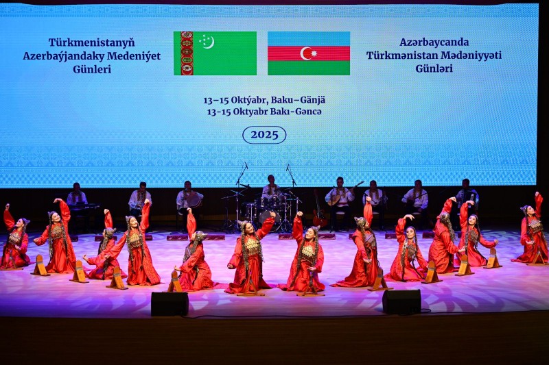  Türkmənistan Mədəniyyəti Günlərinə həsr olunmuş möhtəşəm konsert proqramı - FOTOLAR